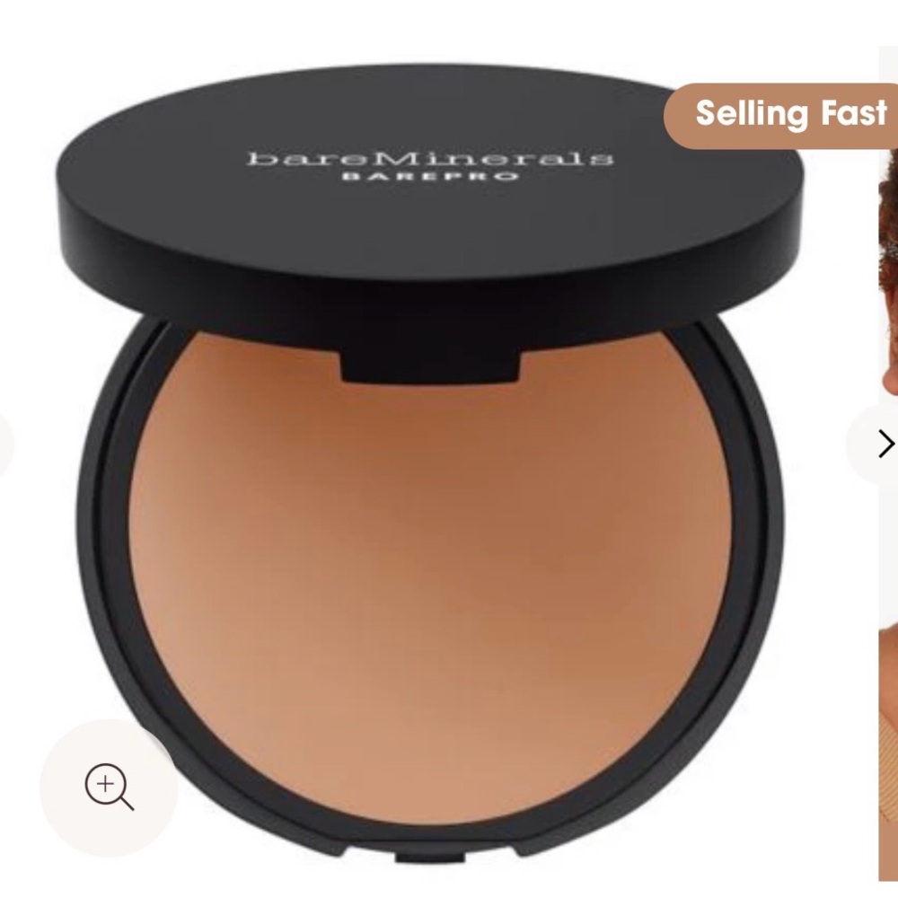bareMinerals Barepro 16HR Skin-Perfecting Powder Foundation Medium Deep 40 Cool